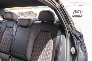รถยนต์มือสองสภาพดี ไมล์น้อย ปี 2023 Audi S3 Premium Plus Sedan พร้อมส่ง - Product Image 3