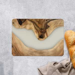 Planche à découper contemporaine en bois d'acacia et résine époxy, planche à découper artisanale de qualité supérieure, durable, pour charcuterie, fromage, pain - Product Image 4