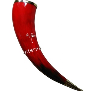 Corne à boire de buffle polie écologique personnalisée Corne à boire de vache nautique de style animal sculpté - Product Image 1