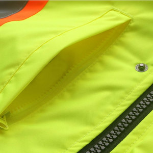 Veste de sécurité réfléchissante à haute visibilité avec capuche, poches et fermeture éclair pour vêtements de travail - Product Image 4