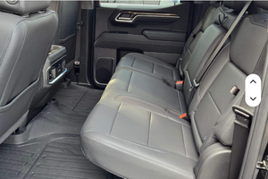 GMC Sierra 1500 Elevation Crew Cab 4x4 Usada, Año 2025 - Product Image 6