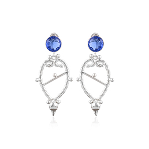 Boucles d'oreilles élégantes en laiton plaqué argent avec pierre précieuse bleue hydro, serties dans un cadre, faites à la main, bijoux de mode Shilpi Impex pour femmes, lot en gros - Product Image 1
