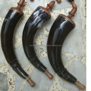 Corne à poudre faite à la main 100% avec ceinture en cuir Corne à poudre de boeuf de buffle Meilleure qualité avec prix d'usine direct Corne à poudre de boeuf de buffle - Product Image 3