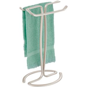 Toallero de Hierro de Lujo que Eleva el Estilo del Baño con Acabado Metálico Premium y Soporte Resistente para Colgar Toallas - Product Image 4