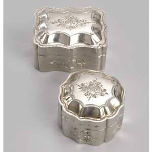 Caja Sindhur Dibbi de Latón y Cobre con Acabado Tradicional Herencia, Artesanía en Metal - Product Image 5