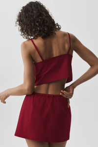 Débardeur court côtelé en maille pour femme, col rond, sans manches, couleur unie, vente en gros - Product Image 2