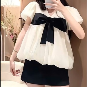 Ensemble deux pièces de haute qualité de style coréen pour femmes, chemisier à manches bouffantes uni noir, jupe mini au-dessus du genou, tenue d'été 100% coton - Product Image 6