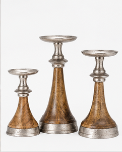 Ensemble de trois chandeliers décoratifs en bois et métal faits à la main, sur piédestal, pour le salon, la salle à manger, l'intérieur de la maison - Product Image 5
