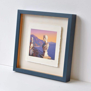 Cadre photo en bois fait main, écologique et durable, couleur personnalisée, découpe et impression, style moderne et contemporain pour salon - Product Image 4