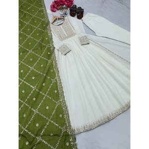 DESIGNER CHINON SOIE BRODERIE SÉQUENCE TRAVAIL ROBE BAS AVEC DUPATTA PERROQUET VERT - Product Image 3