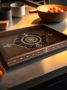 Plateau de service en bois naturel artisanal, best-seller, pour servir des aliments, du thé, du café et des petits-déjeuners à la maison, disponible à la vente - Product Image 2