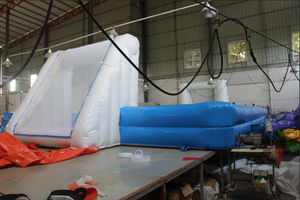 Cancha de Fútbol Inflable Comercial en Oferta, con Material de PVC y Capacidad de 1000 kg, para Entretenimiento Deportivo al Aire Libre - Product Image 2