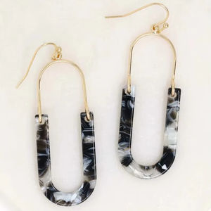 Pendientes Creativos de Moda, Accesorios de Joyería Divertidos, Pendientes Colgantes para Mujer, Artesanía en Resina - Product Image 1