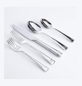 Juego de Cubiertos de 5 Piezas en Oro Mate, Cubertería Moderna de Acero Inoxidable, Tenedor, Cuchillo y Cuchara para Cena, Cubertería Premium - Product Image 5