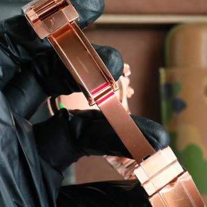 Reloj de Buceo Automático Mecánico de Lujo para Hombre con Moissanita, Correa de Acero Inoxidable, Cristal de Zafiro en Tono Dorado Metálico, Resistente al Agua 10m - Product Image 6