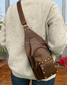 Nouvelle vente chaude élégant unisexe en cuir véritable sacs de voyage à bandoulière sac à main multi-usages sacs d'argent de haute qualité utiles sacs de poitrine - Product Image 2