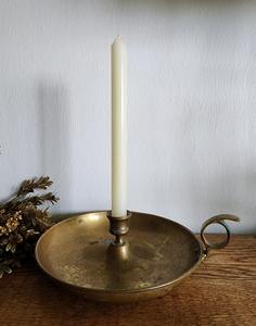 Portavelas Metálico Hecho a Mano de Larga Duración, Garantiza una Opción Decorativa Rentable y Sostenible, Diseño Clásico Moderno, Ecológico - Product Image 4