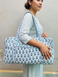 กระเป๋าโท้ทลายพิมพ์บล็อกแบบกำหนดเอง กระเป๋าโยคะผ้าฝ้ายเนื้อนุ่ม กระเป๋าแบบมีซิปปิด กระเป๋าผ้าฝ้ายปักลายดอกไม้แบบเย็บติดกัน - Product Image 5