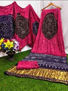 Sari Bandhani Rajasthani con Pallu Elegante – Prenda Étnica de Tela Suave para Fiestas y Festivales - Product Image 6