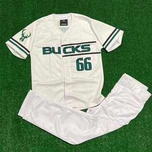 ชุดฟุตบอลแบบกำหนดเอง ชุดยูนิฟอร์ม ดีไซน์ใหม่ เสื้อฟุตบอลผู้ชาย ราคาถูก แห้งเร็ว ชุดเสื้อฟุตบอลโพลีเอสเตอร์ - Product Image 2