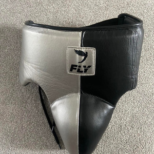 อุปกรณ์ป้องกันอวัยวะเพศชายแบบสวมใส่สบายสำหรับศิลปะการต่อสู้ MMA คิกบ็อกซิ่ง การฝึกซ้อม และนักต่อสู้มืออาชีพ - Product Image 1