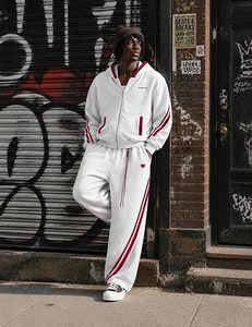 Ensemble de survêtement unisexe blanc avec rayures rouges, sweat-shirt à capuche zippé et pantalon long décontracté coupe ample pour l'automne - Product Image 5