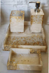 Ensemble de salle de bain classique en résine 4 pièces de qualité supérieure Distributeur de savon liquide unique Porte-brosse à dents Porte-gobelet Cadeaux d'affaires - Product Image 3