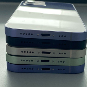 Teléfono Móvil Modelo 12 de 128 GB, 98% Nuevo - Product Image 5