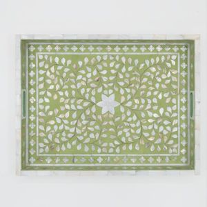 Plateau de service carré de luxe écologique en nacre incrustée, durable, poli, motif mosaïque géométrique, fait main - Product Image 1
