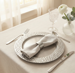 Platos de Metal con Borde Martillado de Estilo Moderno en Color Plateado, Plato de Presentación para el Hogar, Cafeterías y Cantinas - Product Image 1