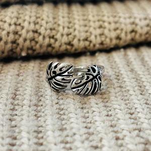 Anillos de latón con diseño de hoja bohemia de moda al por mayor para mujer, chapados en plata oxidada, bandas botánicas vintage, certificados por terceros, estilo bohemio. - Product Image 1