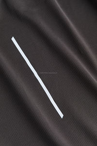 ชุดวอร์มผ้าคอตตอนสีทูโทนสำหรับผู้ชายกางเกงขาสั้นผ้าคอตตอนสี100% สำหรับฤดูร้อนมีโลโก้ - Product Image 3