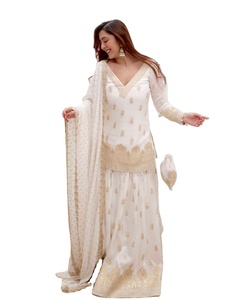 นักออกแบบล่าสุดการลําดับการเย็บปักถักร้อยเทียม Georgette ทํางานชุด Sharara โดย Fab Zone - Product Image 1