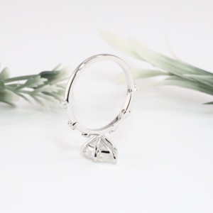 Anillo de Compromiso Vintage de Oro Blanco con Diamante Cultivado en Laboratorio de Corte Pera y Anillo de Boda con Acentos de Múltiples Piedras para Mujer, Venta al por Mayor, Regalo - Product Image 3