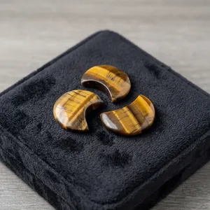 Cabochon en pierre naturelle Œil de tigre, forme croissant de lune brun doré, pierre lâche pour la fabrication de bijoux - Product Image 2