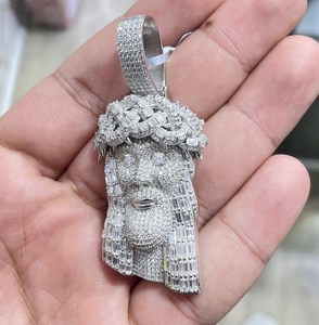 Pendentif Visage de Christ Plaqué Argent avec Diamants Moissanite VS VVS Micro-Sertis, Breloque Religieuse Unisexe, Bijou Tendance Hip Hop - Product Image 3
