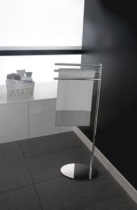 Toallero Triple de Metal Gris Contemporáneo, Soporte Independiente para Baño, Organizador Duradero con Estructura Compacta y Minimalista - Product Image 6