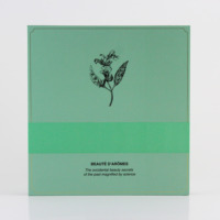 Scatola di Lusso Rigida a Conchiglia per Cosmetici, Design Multistrato, Dettagli Intricati, Esposizione Elegante, Carta Lussuosa per Fragranze