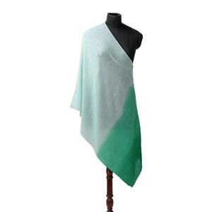 Chal largo de pashmina pura para mujer, teñido en tres colores con efecto ombré, estilo vintage, teñido a mano. - Product Image 3