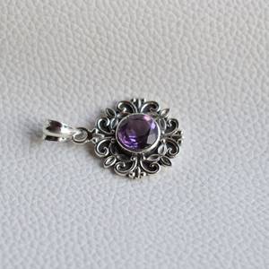 Pendentif en améthyste naturelle NIKHIL GEMS, fait main, argent sterling 925, style bohème vintage, pierre précieuse, fiançailles, évalué par un tiers - Product Image 3