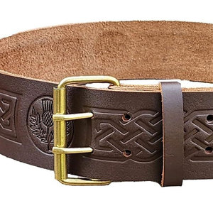 Cinturón de Cuero Marrón Thistle con Grabado, Cinturón de Kilt de Cuero de Primera Calidad, Cinturones de Alta Calidad para Usar con Kilt Escocés - Product Image 3