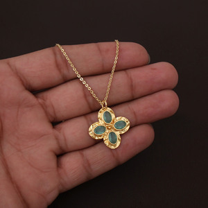 Collar con Colgante de Calcedonia Acuática con Diseño Floral, Gema Ovalada Facetada de 3x5 mm, Cadena Ajustable - Product Image 4
