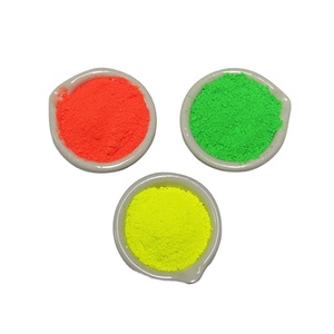 Poudre de couleur néon dans 5 nuances vibrantes | Poudre de lueur non toxique, bio sûre, écologique pour les festivals, les courses amusantes et les fêtes - Product Image 3