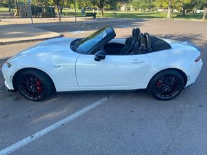 Honest Trade 2022 Mazda MX-5 Miata Club Cabriolet Prêt à être expédié dans le monde entier - Product Image 5