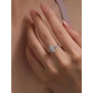 Anillo de Diamante Moissanite de Alta Calidad para Mujer, Regalo de Aniversario de Bodas, Disponible al Mejor Precio - Product Image 1
