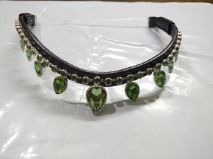 Bridelet en cristal vert clair magnifique, fabriqué en Inde, pour équipement de boulangerie équine, disponible au prix direct usine. - Product Image 5