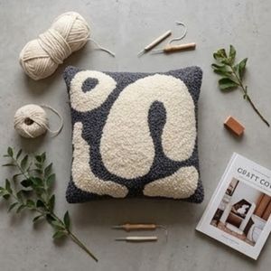 Hot Selling Tufted Square Throw <b>Pillow</b> Geometric Pattern <b>Black</b> Beige Minimalist Design Washable Decorative Cushion - Product Image 4