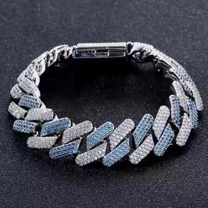 Pulsera de eslabones cubanos con incrustaciones de moissanita, brazalete de cadena con microincrustaciones de corte brillante redondo, joyería unisex de hip hop para fiestas - Product Image 2