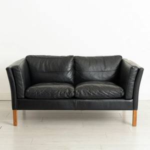 Sofá de Dos Plazas de Diseño Moderno Danés de Mediados de Siglo, Tapizado Elegante con Estructura de Madera Sólida, Alta Demanda, Precio de Exportación al por Mayor - Product Image 2