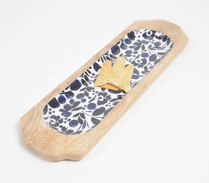 Art créatif abstrait sculpté à la main plateau en bois de manguier fabricant grossiste vente directe d'usine - Product Image 4